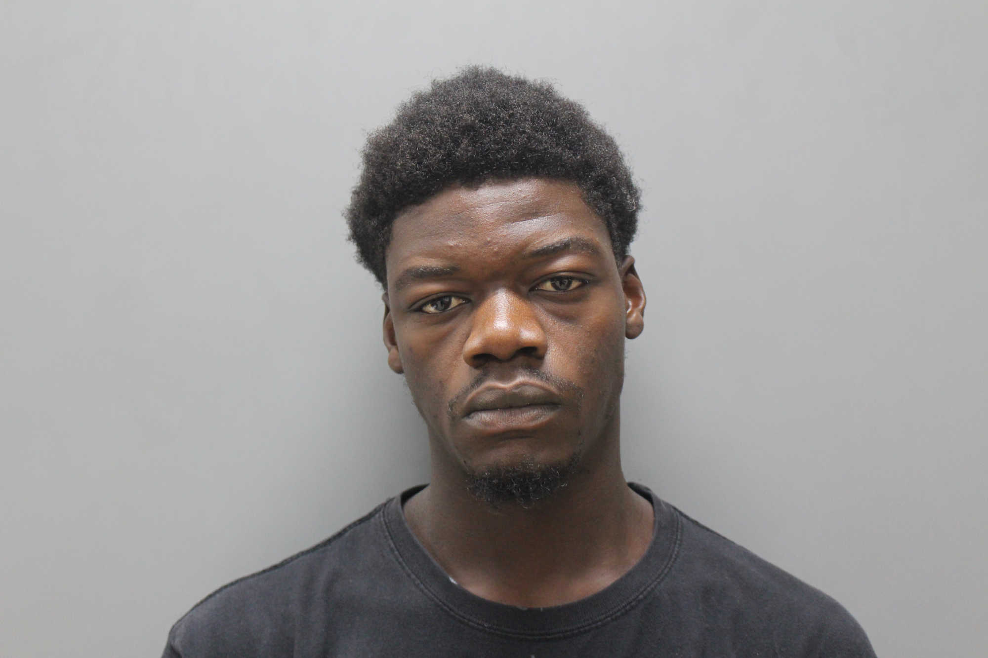Mugshot of Amari Warner.