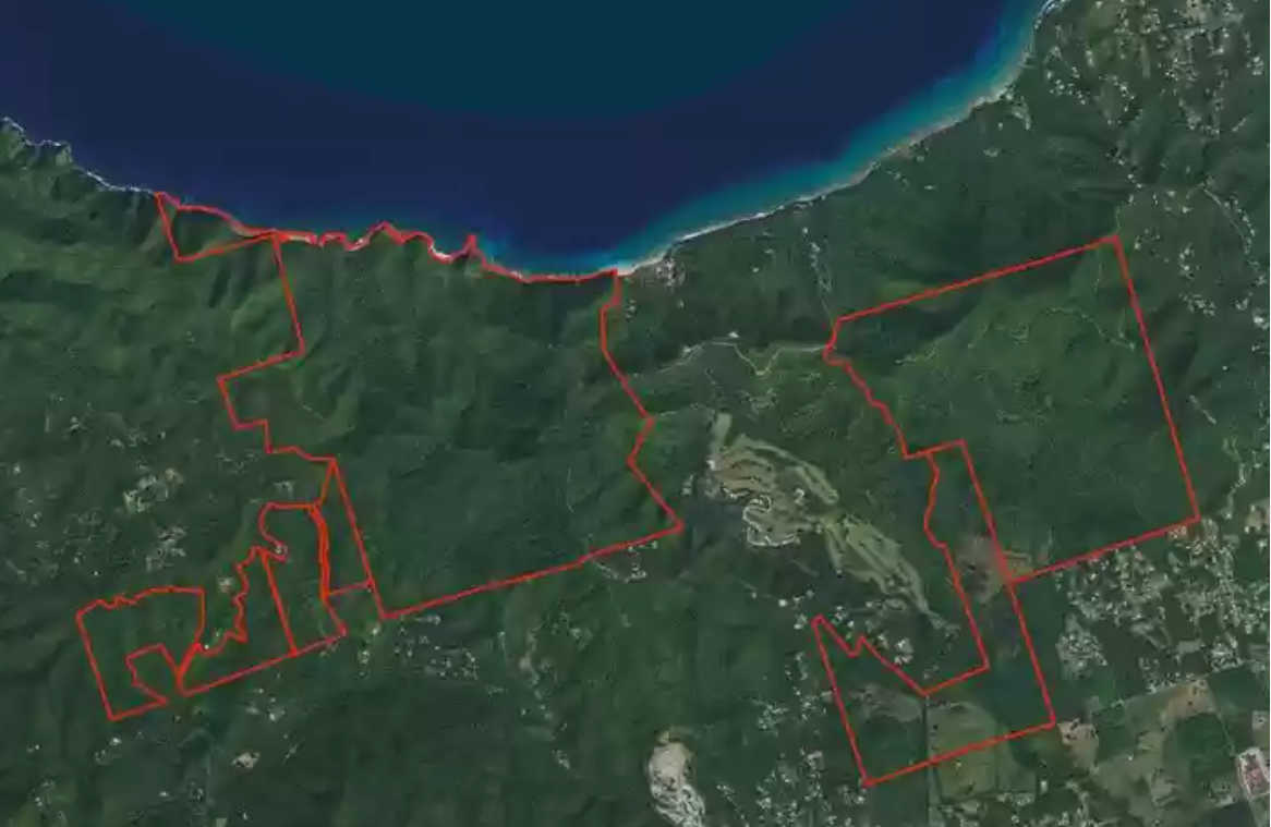 Large tract of untouched land in Annaly Bay marked in red currently on the market for $17.5 million.