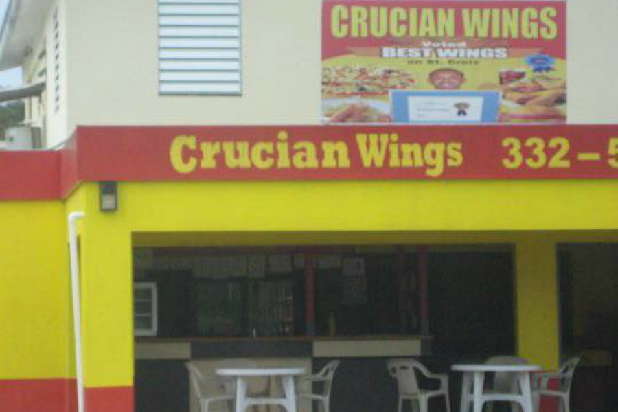 Armed Robbers Leave With Restaurant's Cash Register