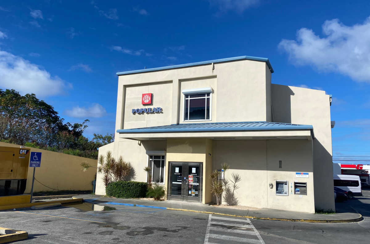Banco Popular's Orange Grove Branch
