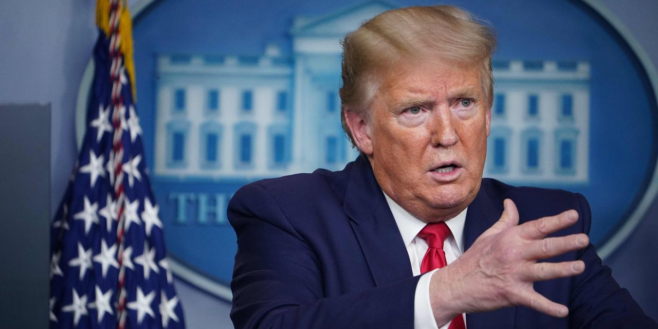 Trump to Temporarily Halt Immigration Into U.S. Amid Coronavirus Pandemic