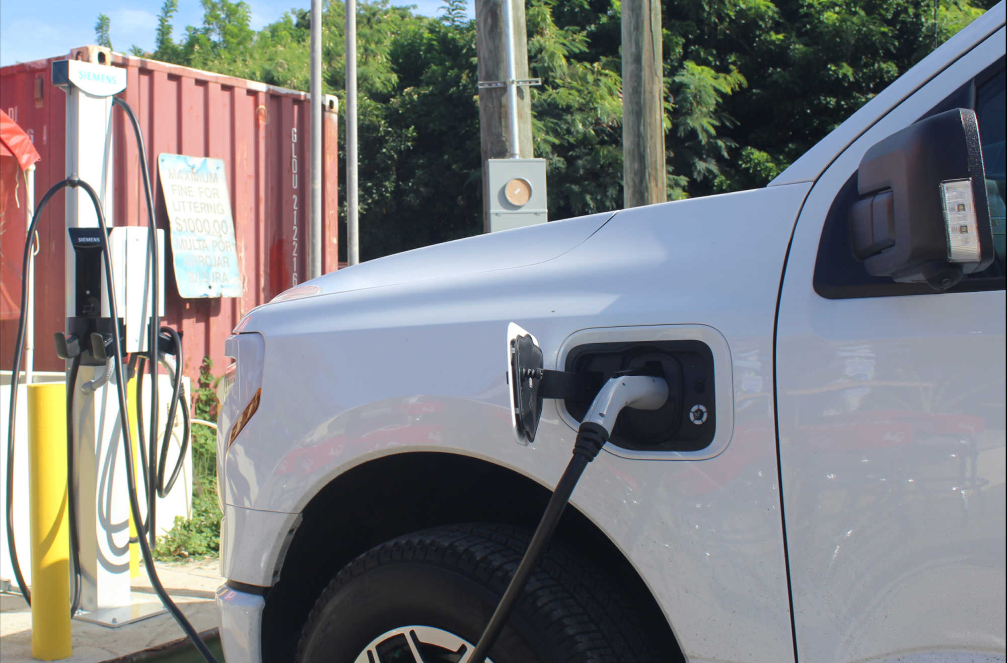 V.I. Energy Office Signs Landmark Agreement with Metro Motors VI to Advance EV Sales and Infrastructure in the Virgin Islands