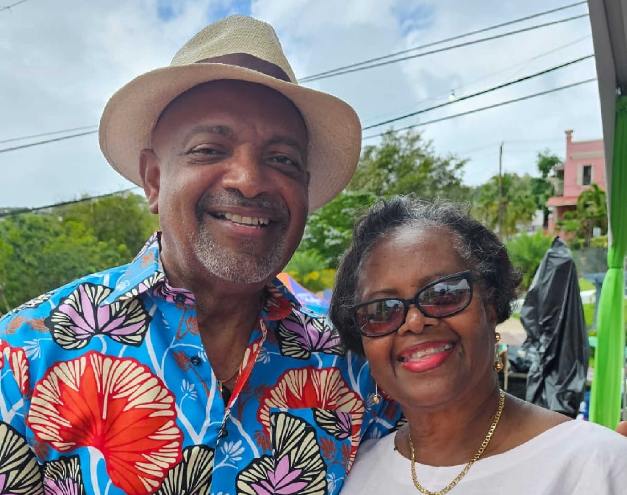 Lieutenant Governor Tregenza Roach poses with his sister, Violette Roach Browne, who died Friday.