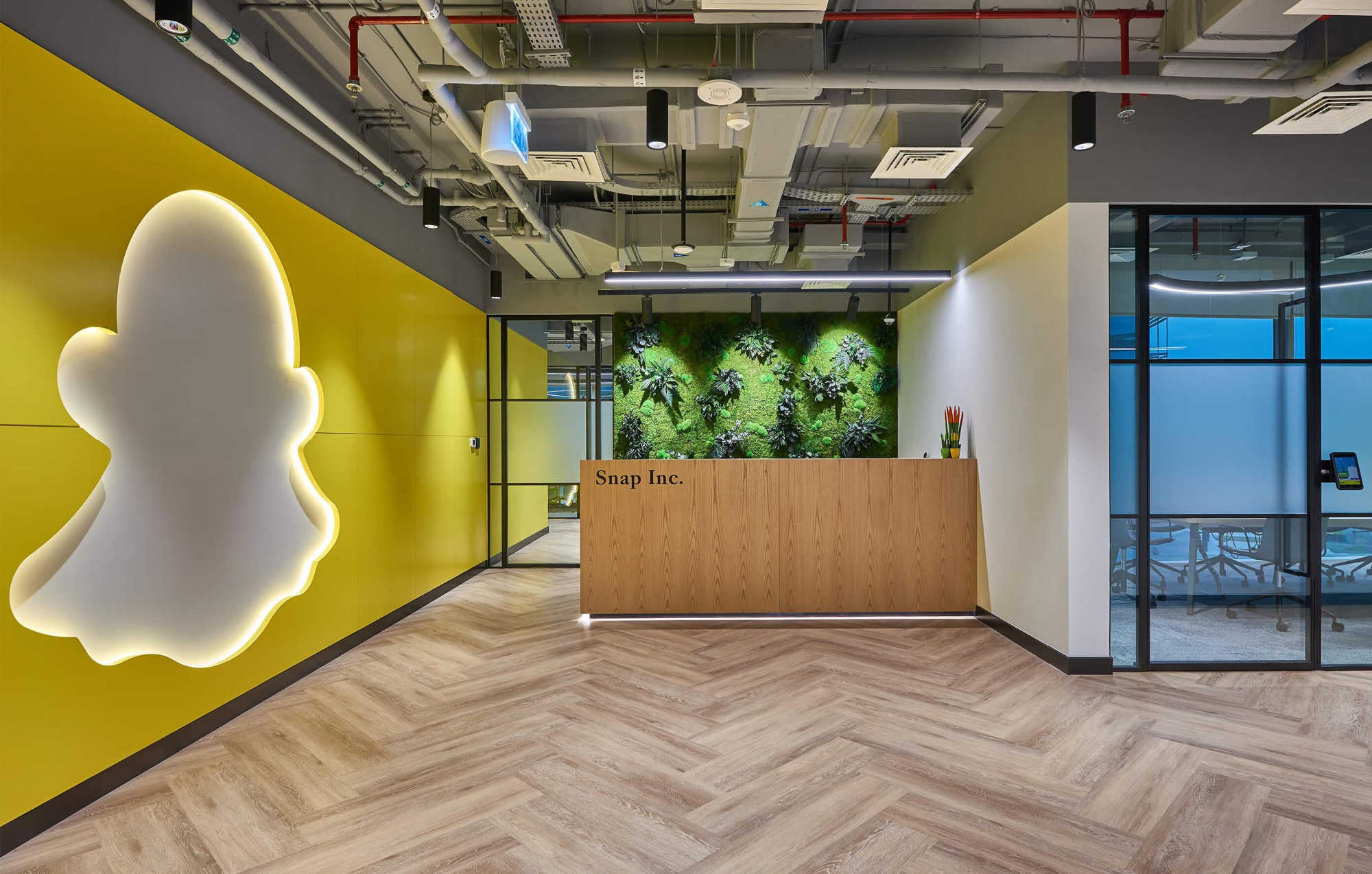 Snap Inc. branding at the company’s Santa Monica headquarters, as DLCA sues over alleged deceptive practices and harms to children on Snapchat.