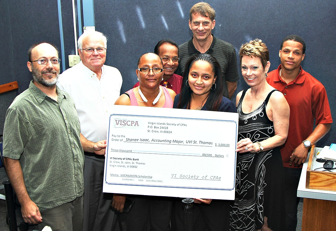 VI CPAs Award Minority Accounting Scholarship To UVI Students