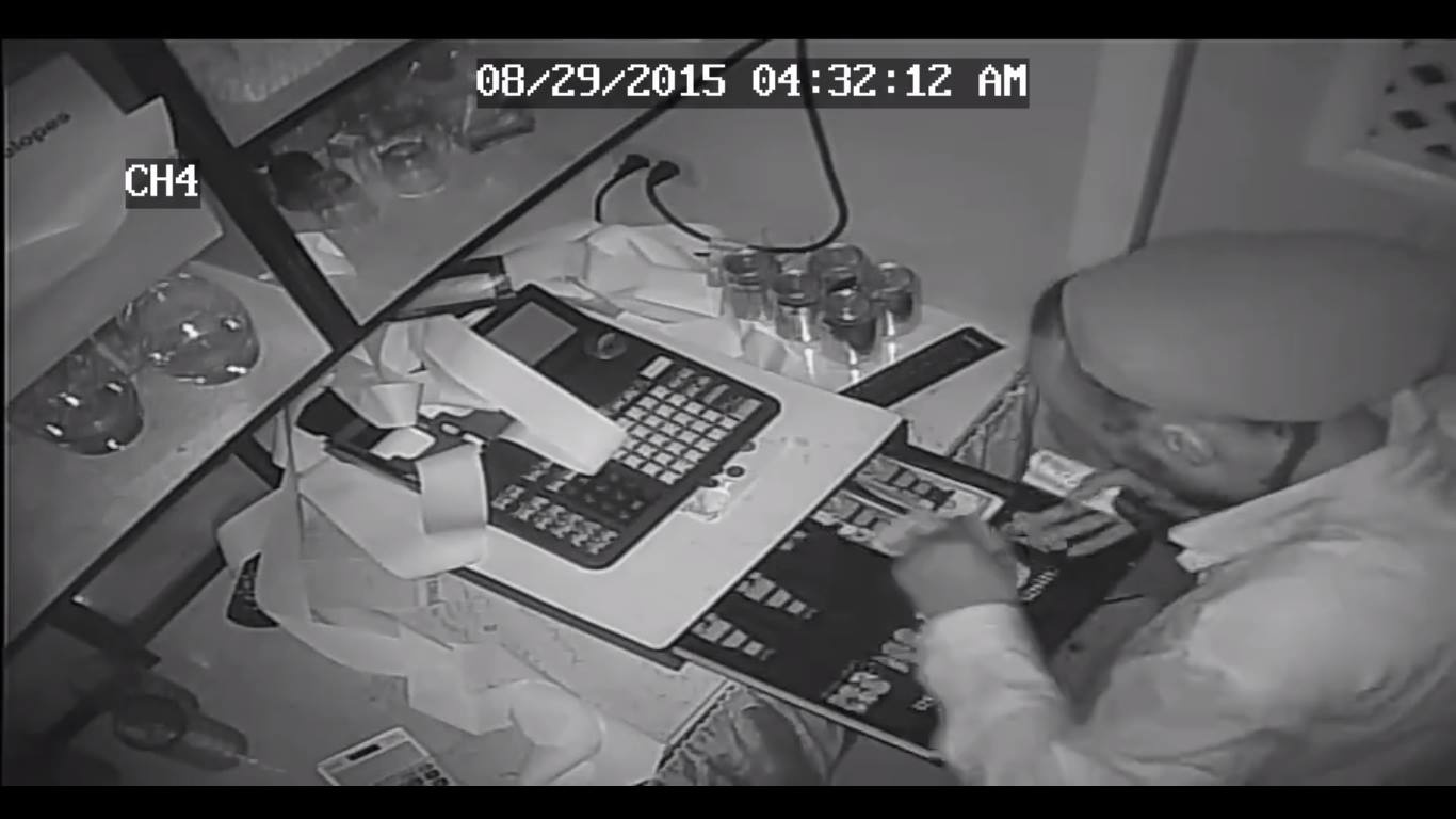 St. Thomas Third Degree Burglary Caught On Tape