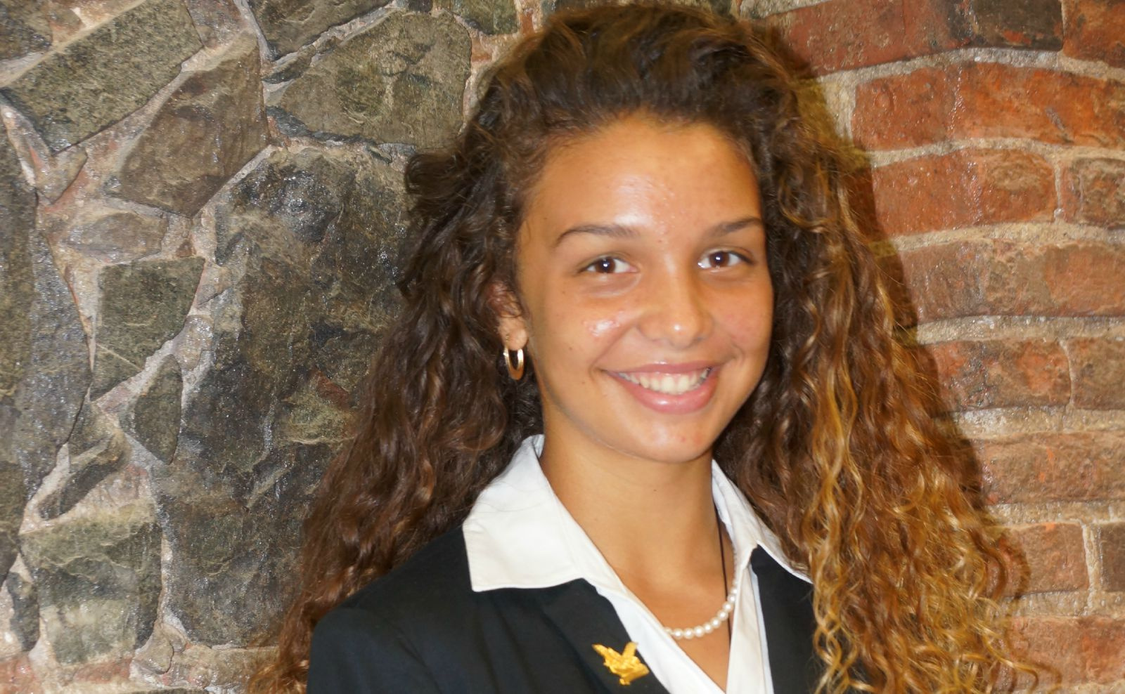 CAHS' Jonisha Aubain Wins 2015 Junior Tourism Commissioner Competition