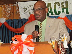 Police Commissioner Delroy Richards, Sr., delivering his keynote speech.