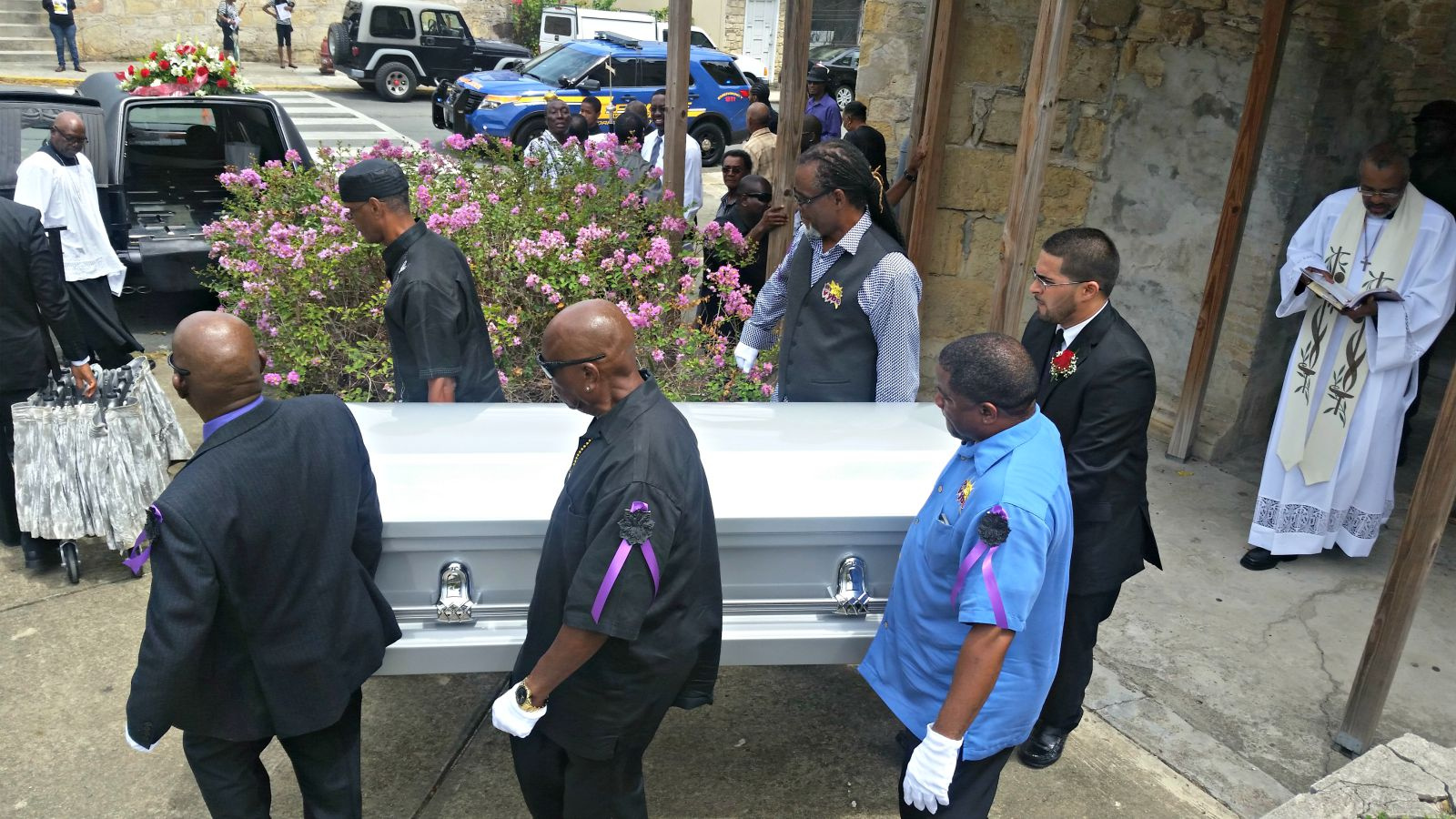 Alvin Gee Remembered At Solemn Funeral Service