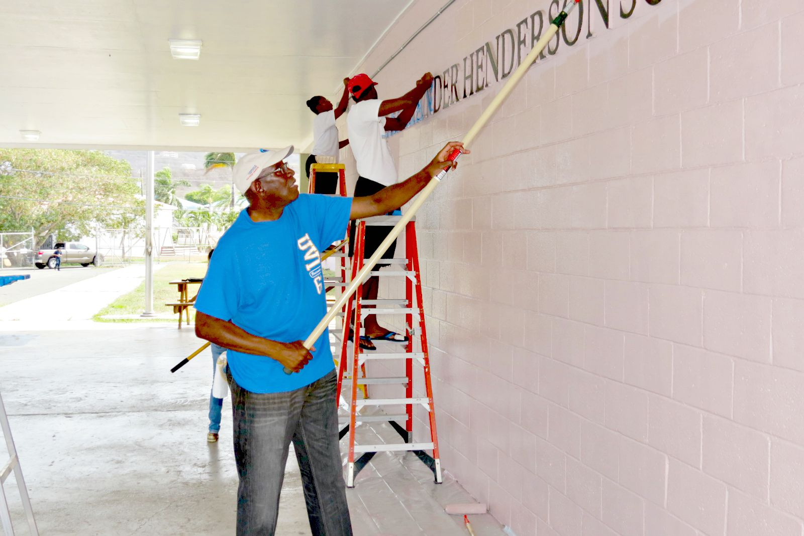 Community Rallies Around Schools In Preparation For 2015-2016 School Year