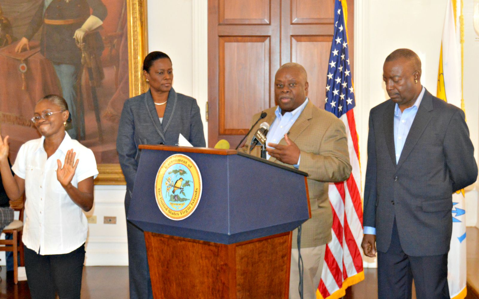 Mapp Lifts Curfew For St. Thomas/St. John District, Gov. Employees To Report To Work At 11AM, Major Banks Reopen