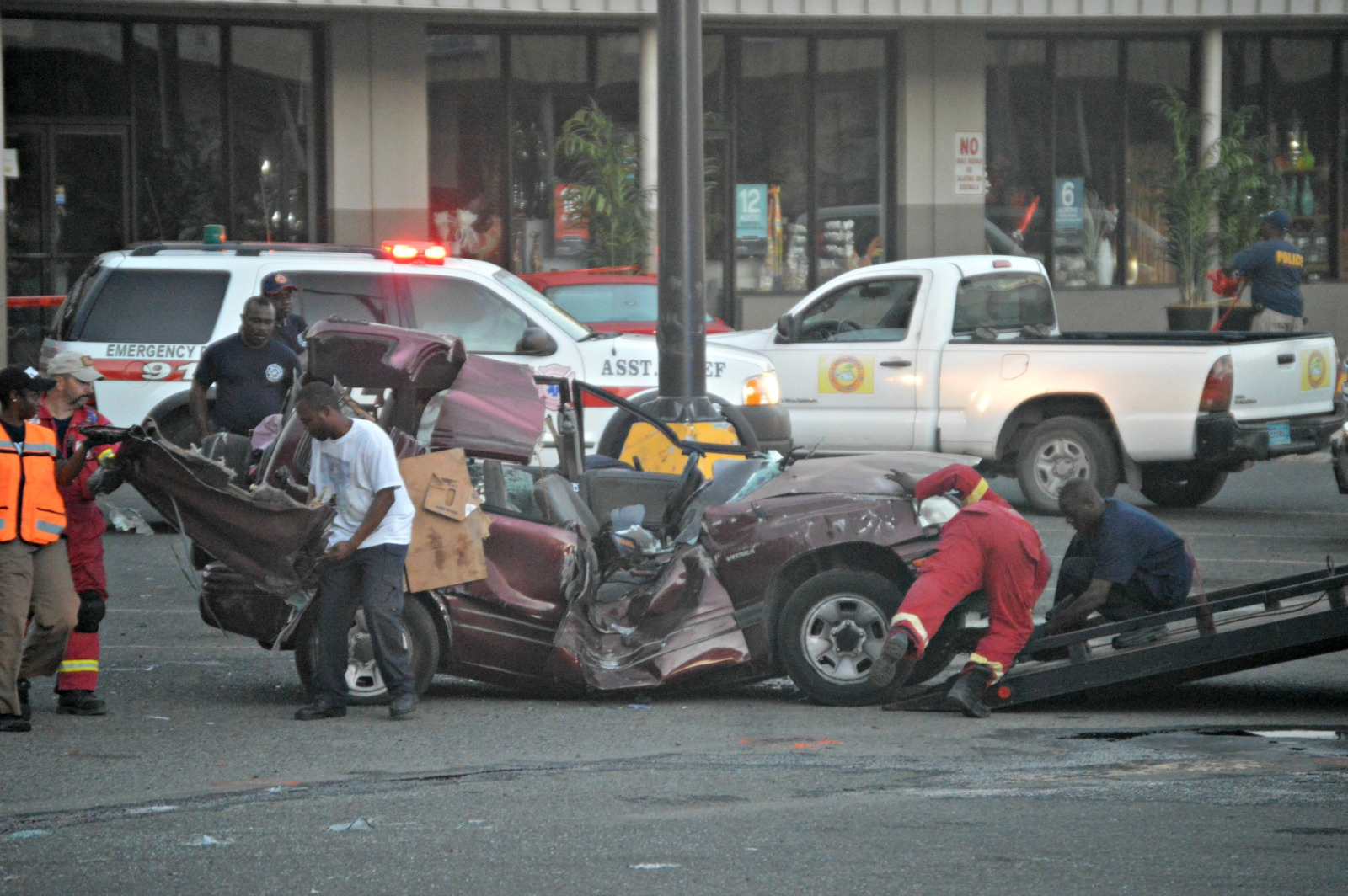 Deadly Accident Near Plaza Extra East Leaves One Victim Dead, Another Critically Injured