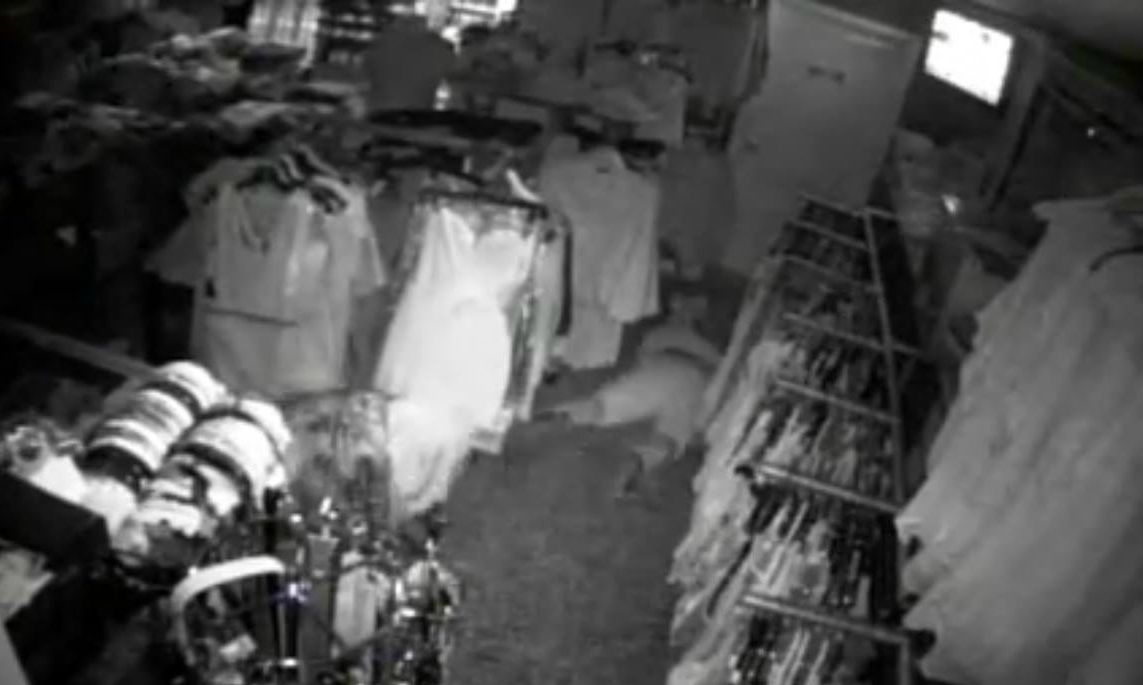 St. Thomas Clothing Store Burglary Caught On Tape