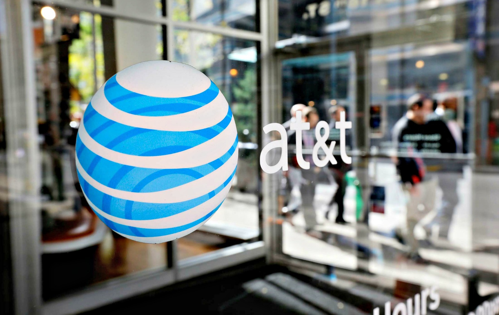 CFVI Receives $10,000 Contribution from AT&T to Support VI Little League