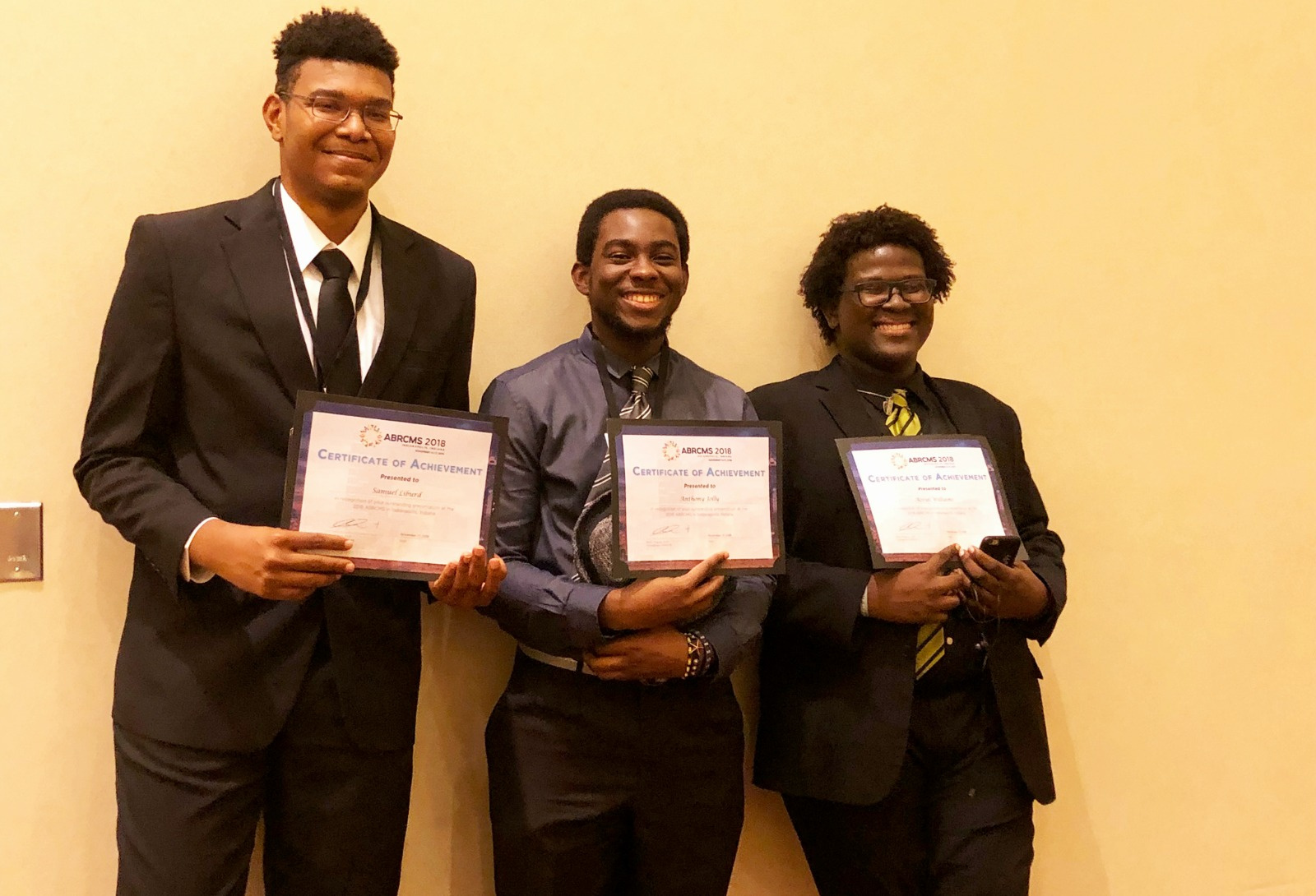 UVI Students Take Top Honors At National Biomedical Research Conference