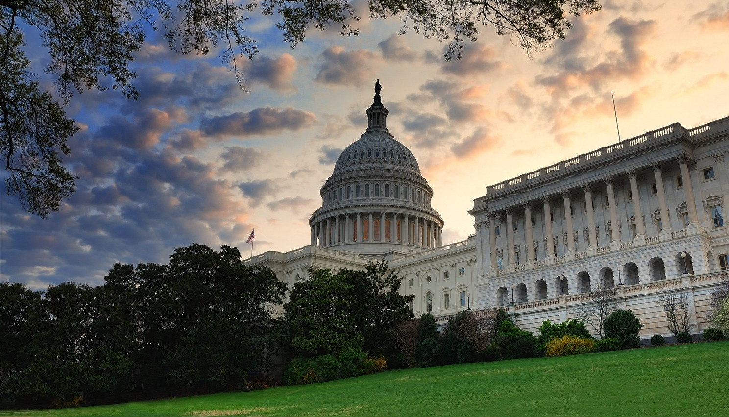 Plaskett Satisfied With Spending Bill Averting Government Shutdown; Expresses Concern With PR Health Care Funding