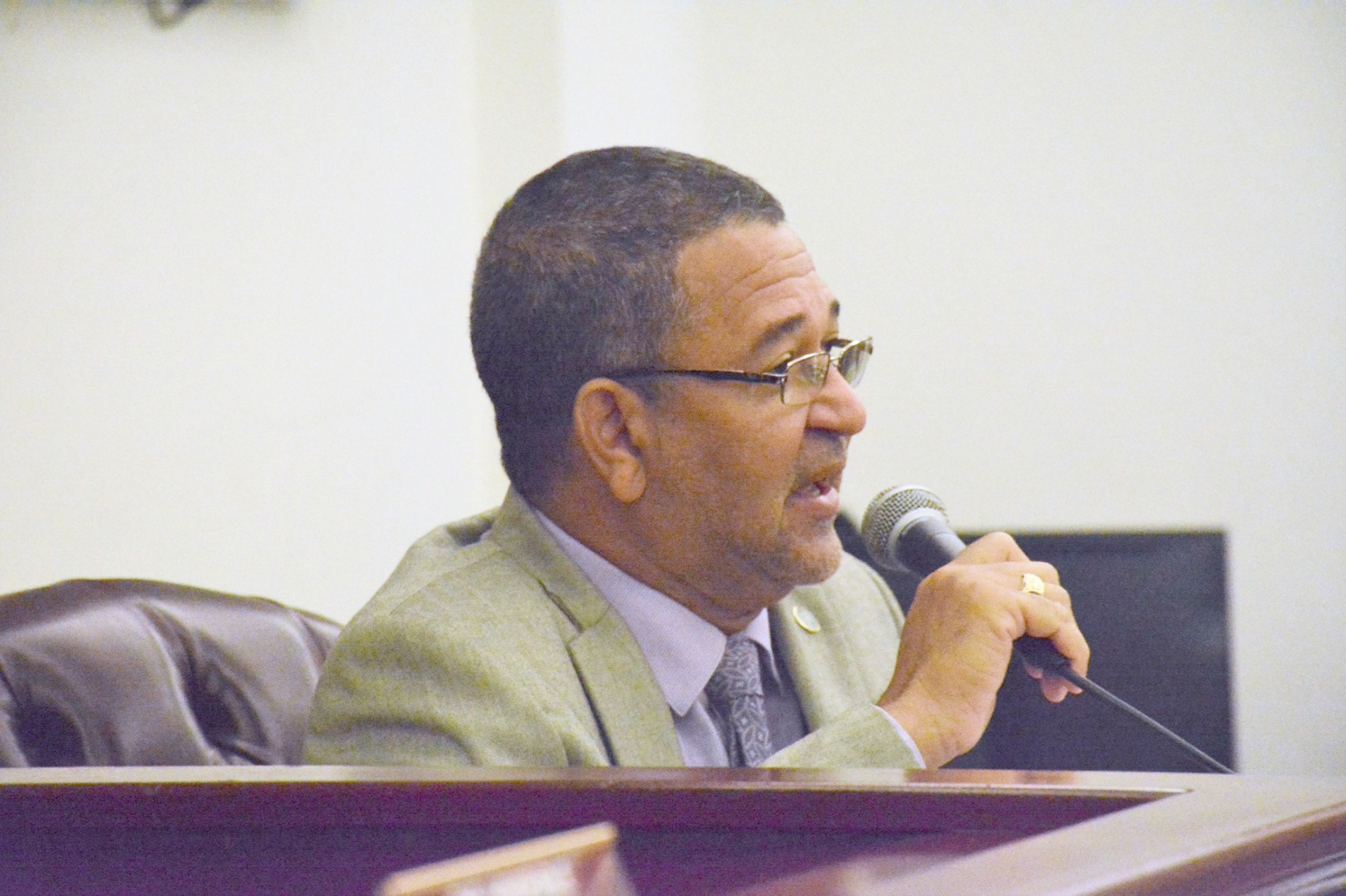 Jean Forde Is Voted Out Of Senate