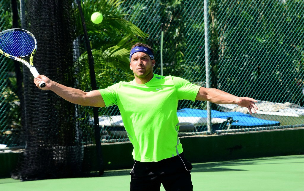 Winners Named At Innovative-Choice Wireless V.I. Open Tennis Tournament