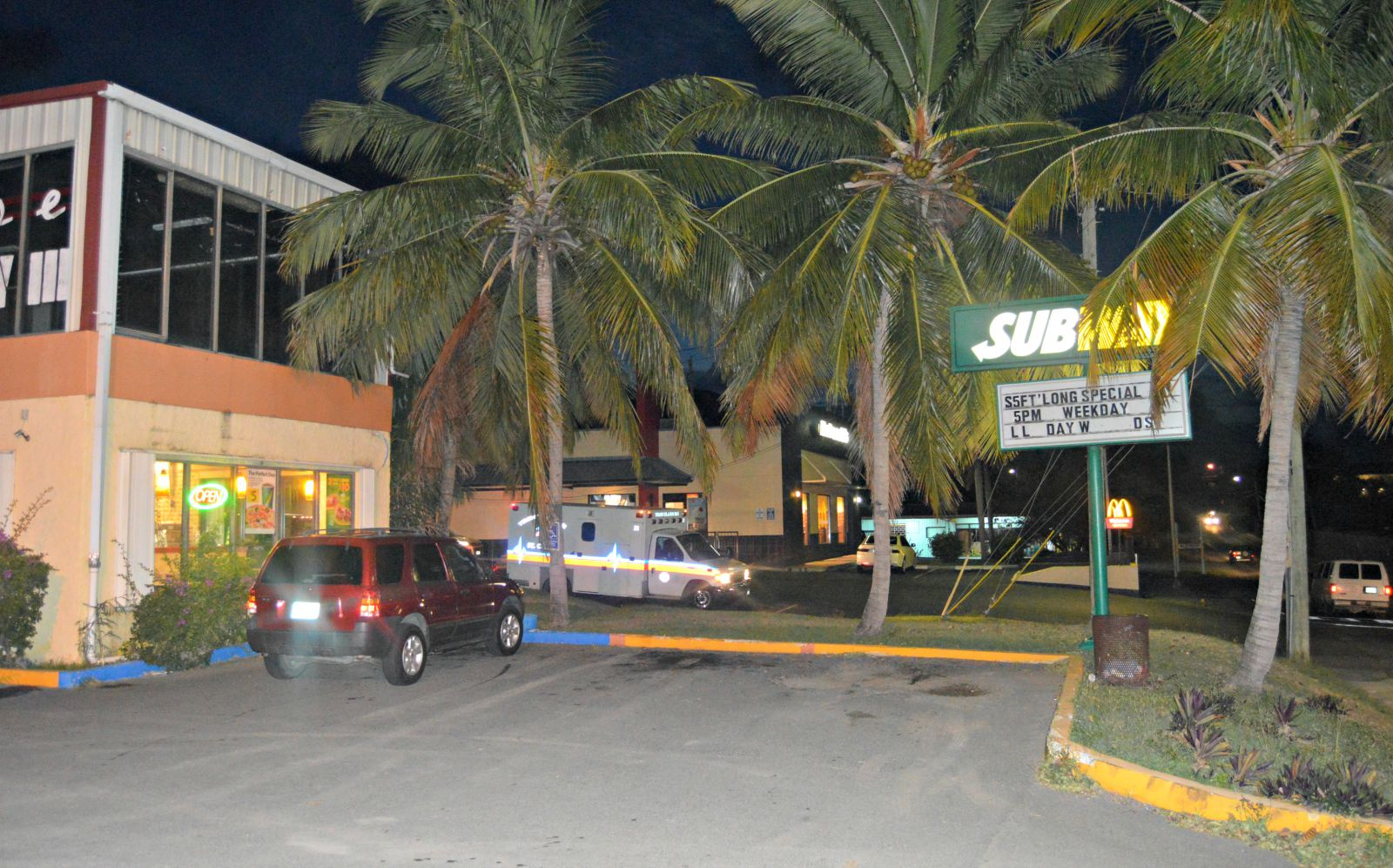 Subway Orange Grove Robbed At Gunpoint