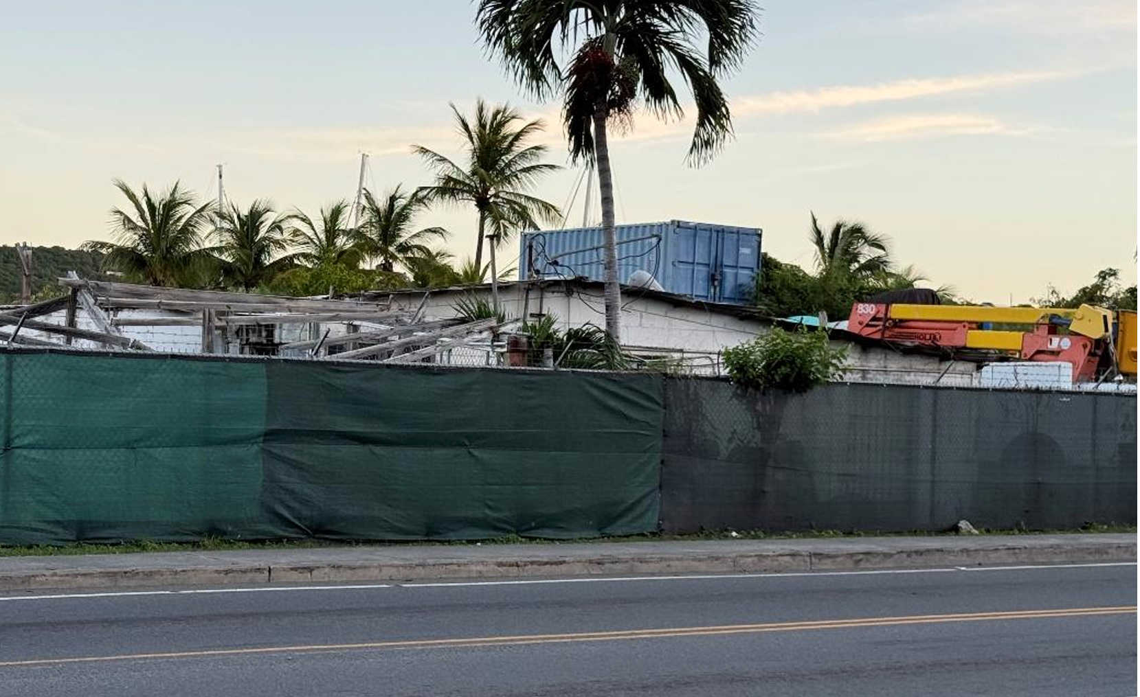 Senators Hold Thr...